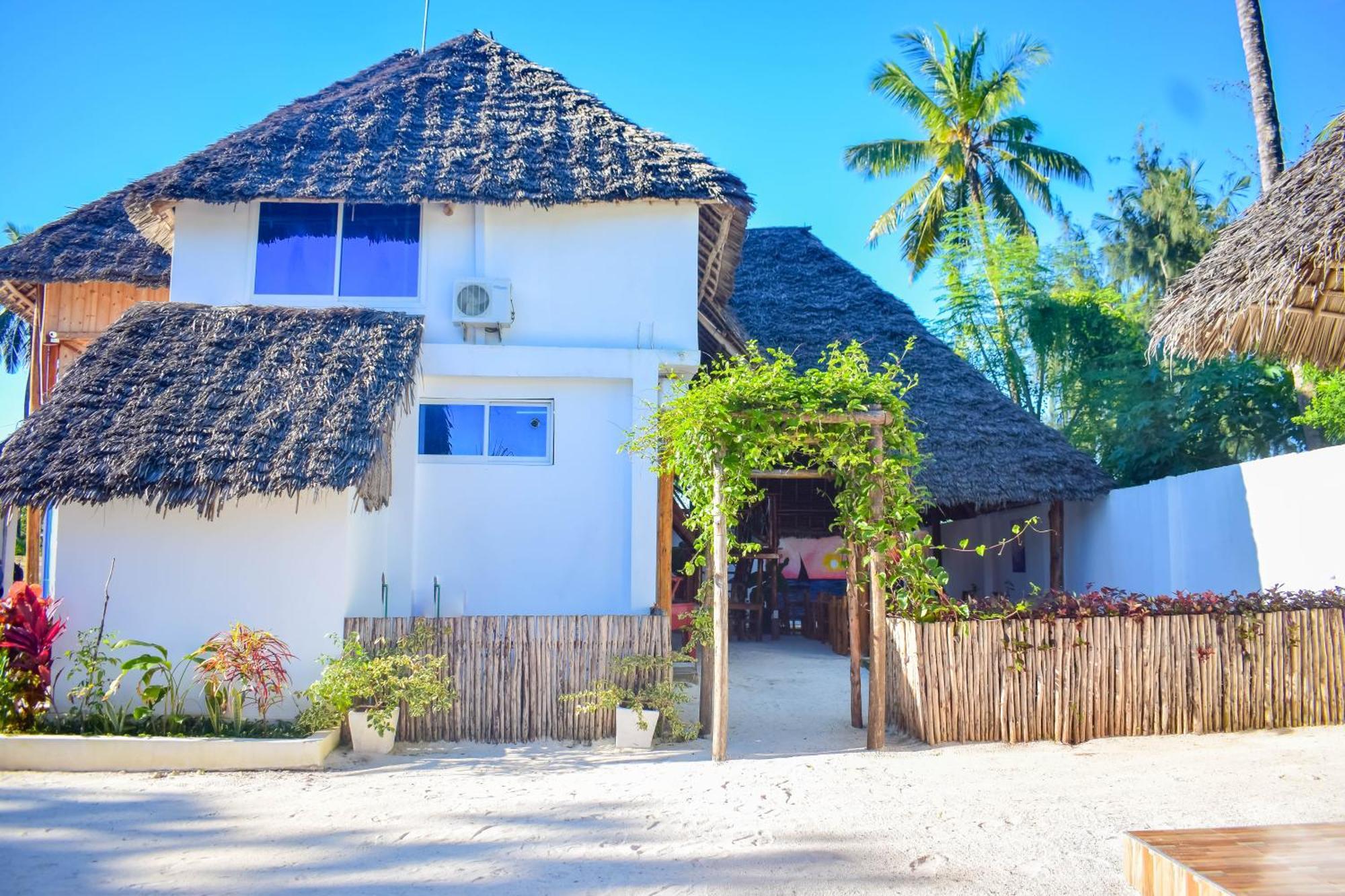 Uhuru House And Restaurant Nungwi Εξωτερικό φωτογραφία